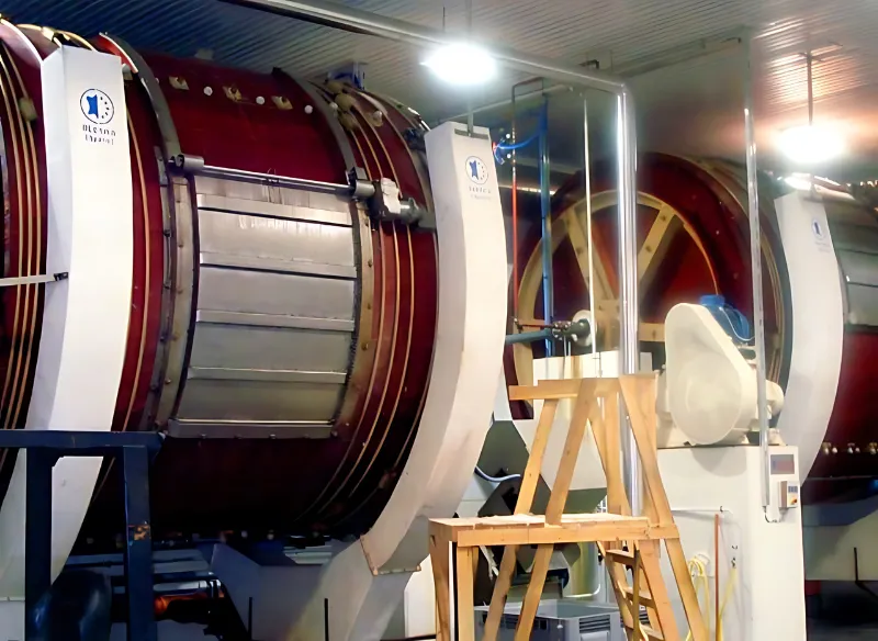 A tanning drum in the production hall